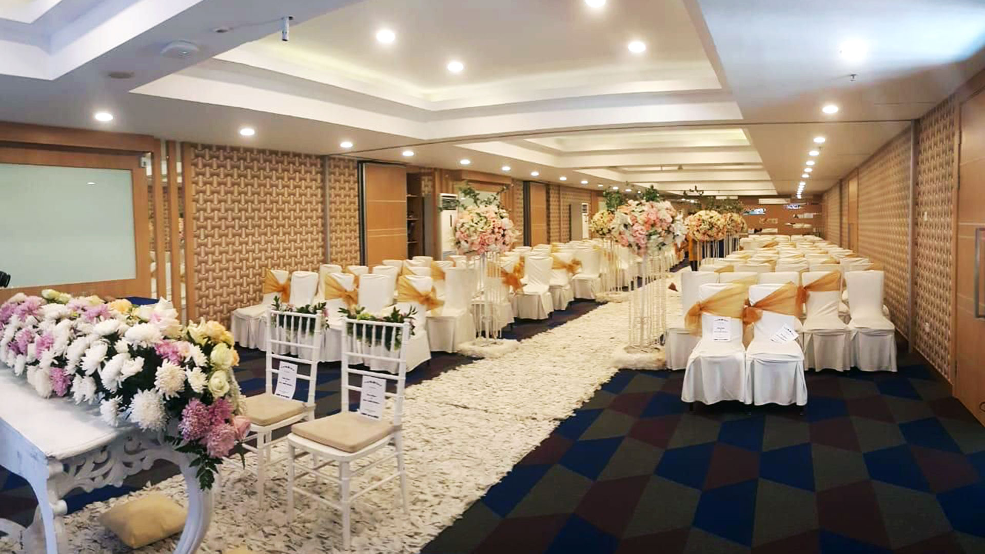 Beautiful Wedding Venue in Jakarta | Merlynn Park Hotel Jakarta